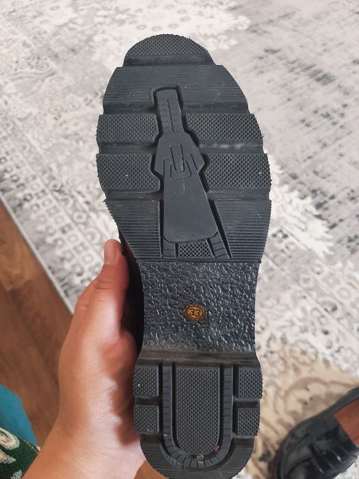 Продам ботиночки