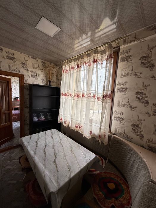 Сдаётся 3х ком квартира на 5 этаже