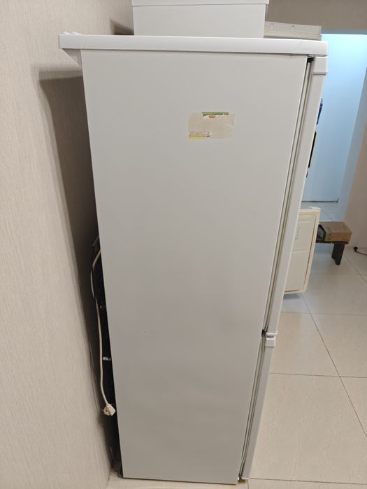 Продам холодильник Бирюса