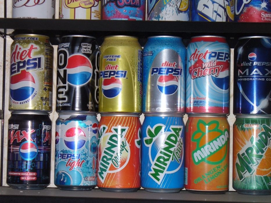 1300+ броя колекционерски кенчета (бира, сода, енергийни)