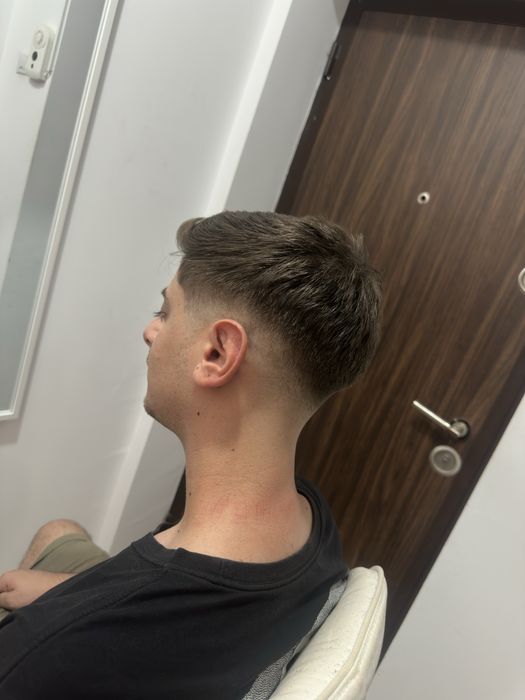 Servicii de frizerie la domiciliu