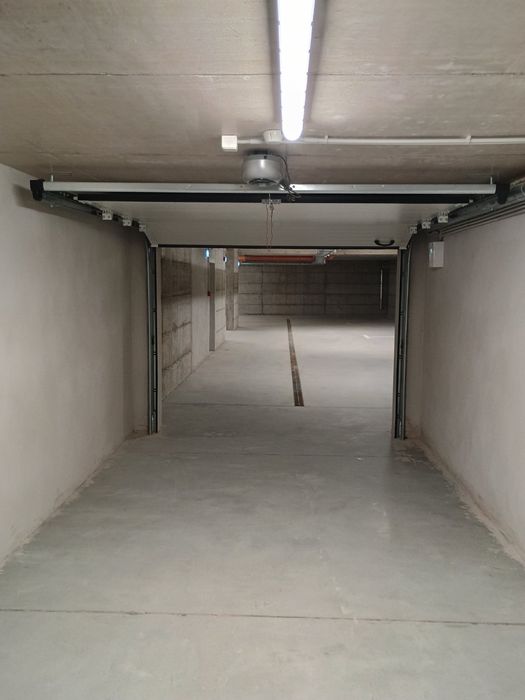 Дава се под наем Гараж / Паркомясто в София, Обеля 2 - 22 кв.м за 112.2 € - Снимка #3