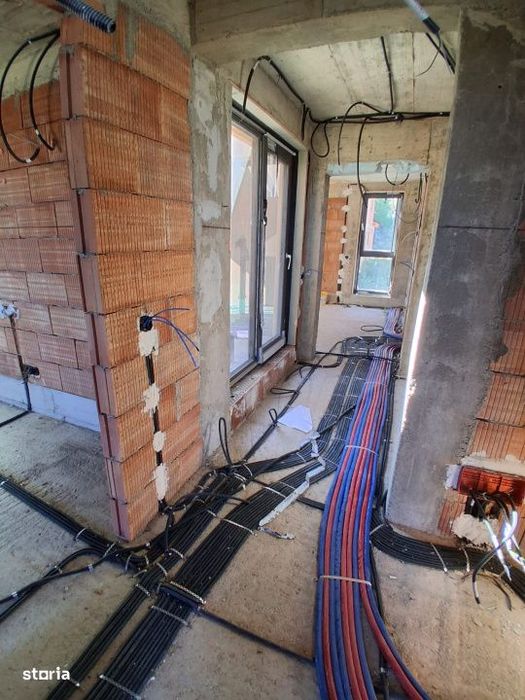 Casa spatioasa, compartimentata eficient, Dambul Rotund