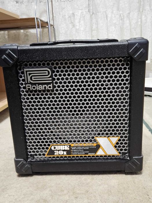 Усилвател за електрическа китатра, Roland - CUBE-20X