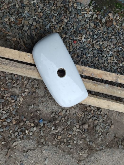 Крышка от бачка Коломбо