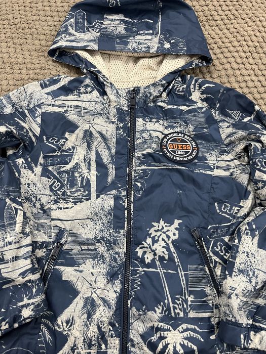 Ветровка Guess 5 години