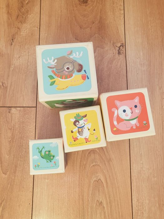 Моята първа библиотека и кубчета за игра и учене