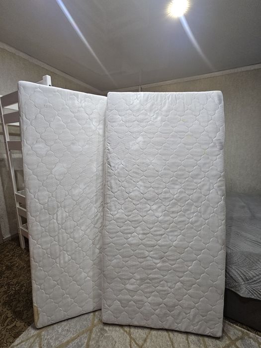 Продам двухъярусный кровать