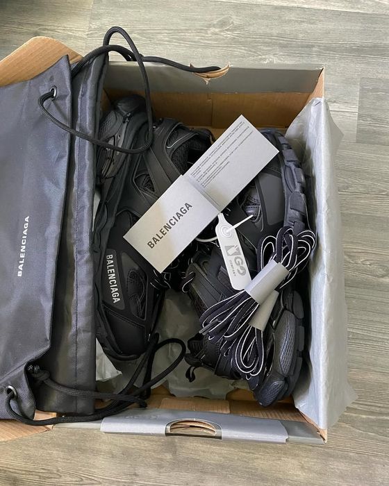 Balenciaga Track