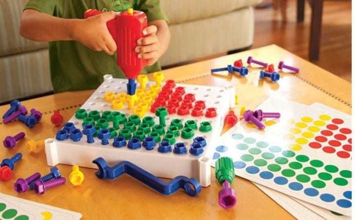 Jucarie educativa, creativa - "Bormasina Magica"