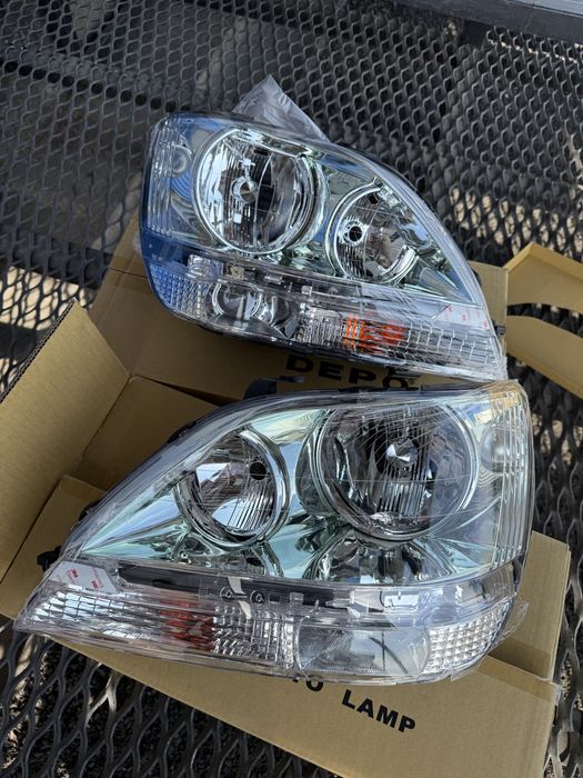 Фара DEPO LEXUS Rx300 98-