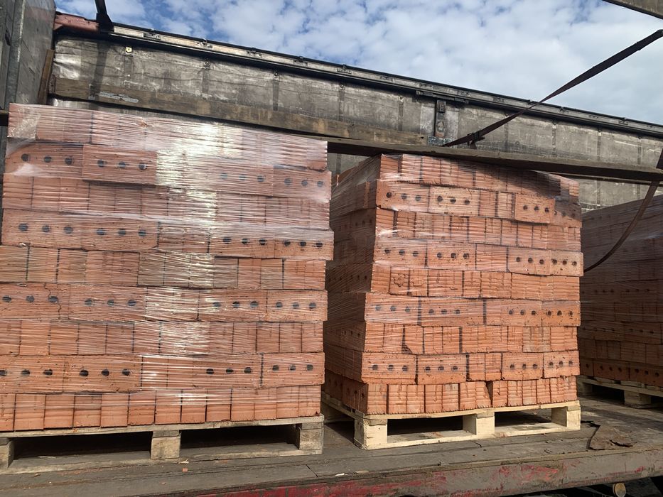 Кирпич забутовочный