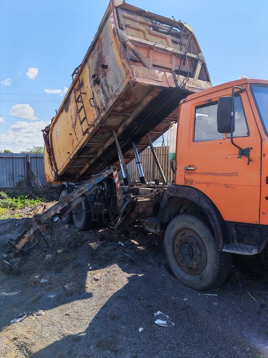 Продаю КамАЗ Мусоровоз