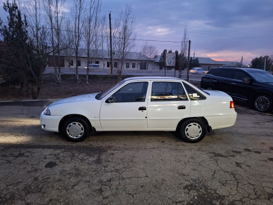 Нексия2 СРОЧНО!!!