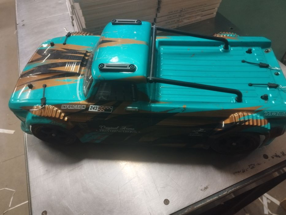 Arrma infraction,rc рц 1/8