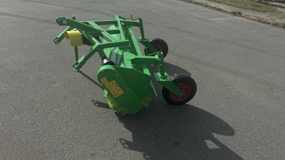 Щётка коммунальная Kerland МП2000