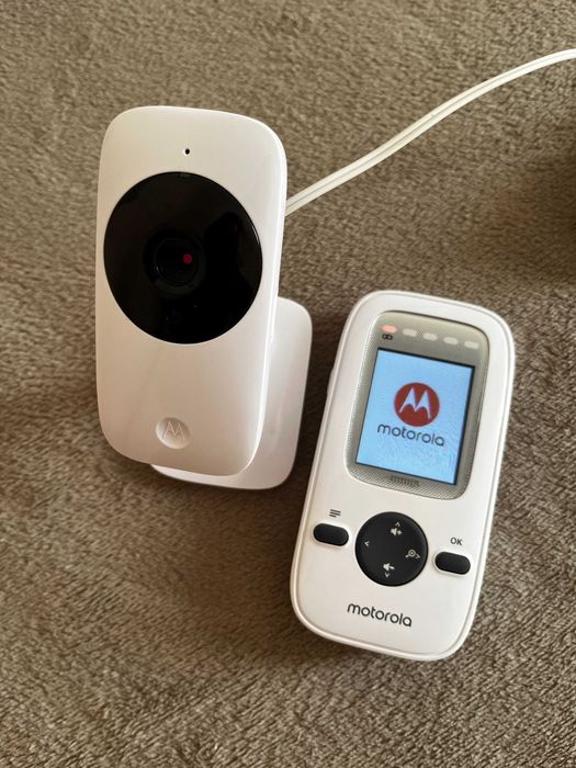 Бебефон с камера Motorola MBP481