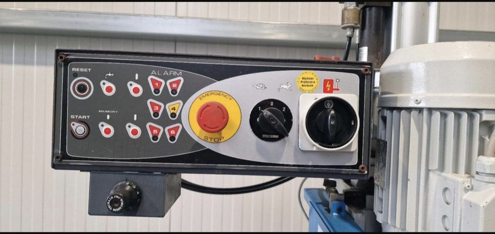 Автоматичен вертикален циркуляр MACC HTM 350 C - Италия