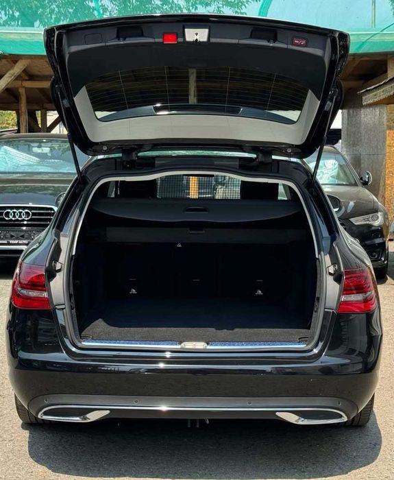 Mercedes C-class C200 2019г facelift 9G-Tronic реални км обслужен