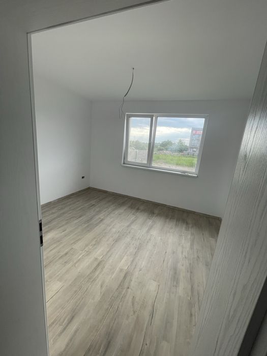 Vând duplex 1/2 în Bucovăț, Timiș | 78 mp utili | 298 mp teren | Finalizat | 118.000 €