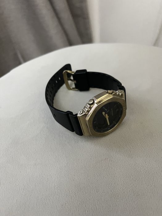 Часы Casio G-Shock GM-2100G-1A9DR