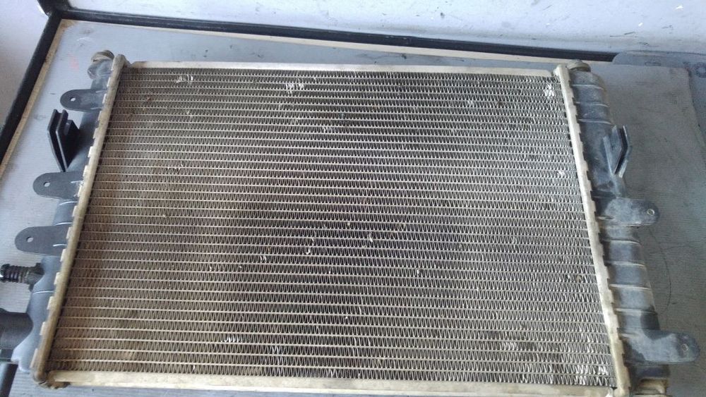 radiator apa ford escort 6 1.4 b 1995-2002
