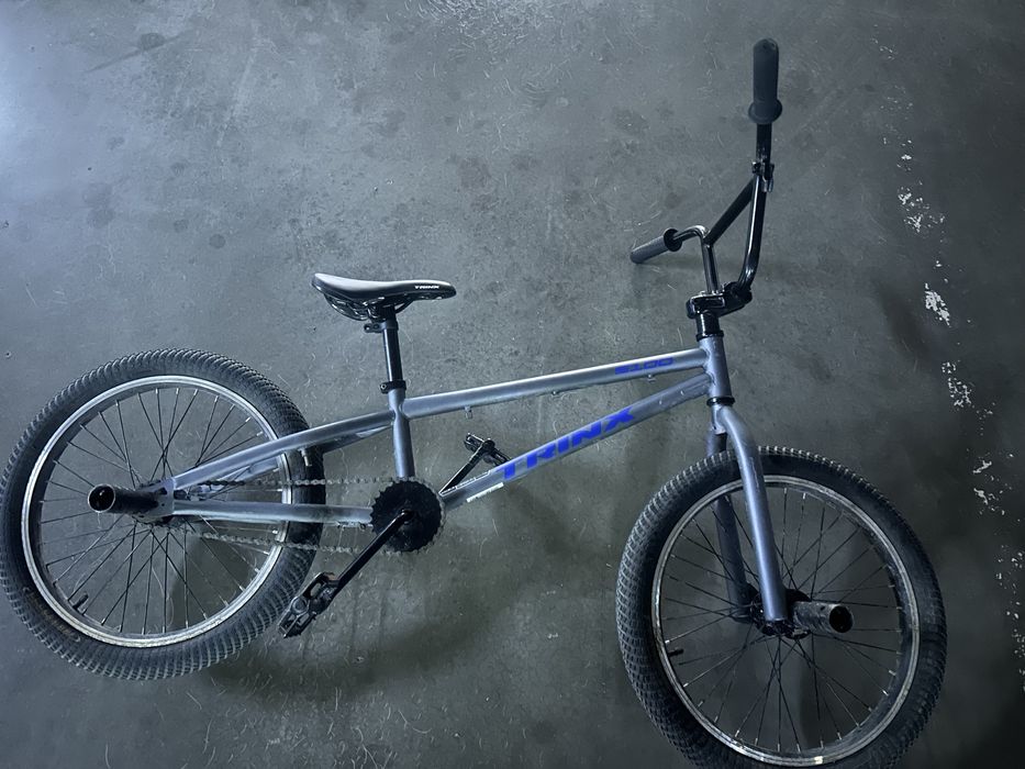 Продаю надежный трюковой велосипед BMX trinx