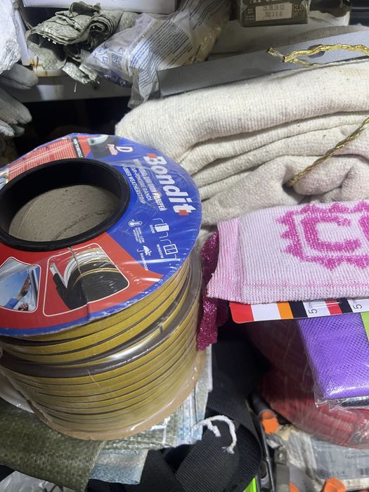 Уплотнитель для окон и дверей