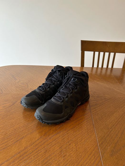 Ботинки походные женские