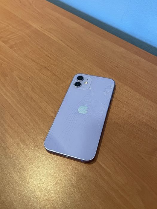 iPhone 12 – 64GB – Работи перфектно