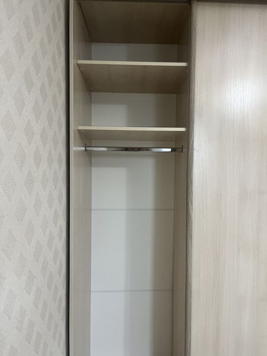 Шкаф 3х дверный с зеркалом