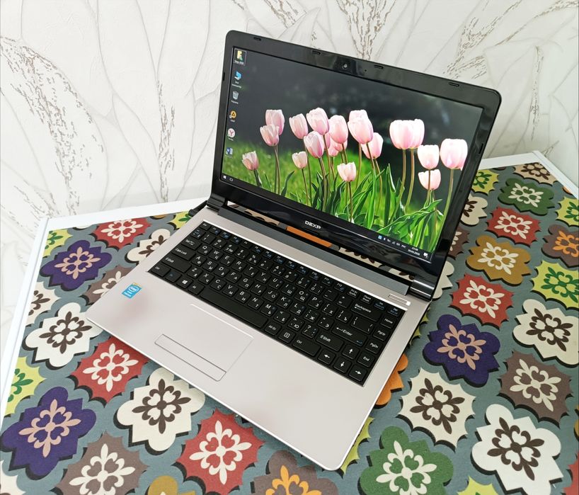 Notebook SSD / ОЗУ 8GB Dexp Win 10, office.