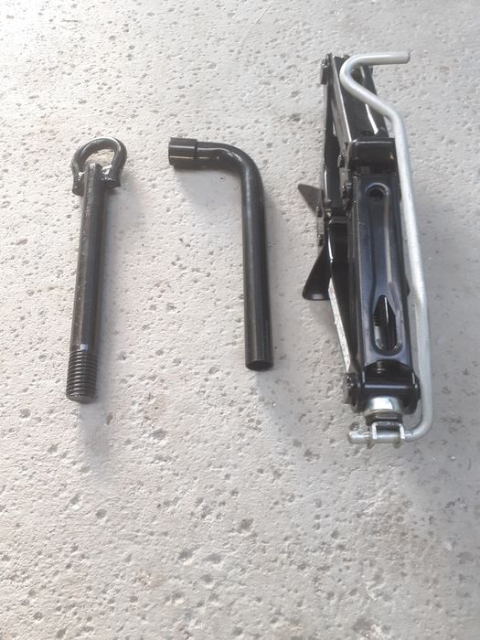 Set Cric Cheie Roți Cui Tractare Renault Talisman Megane 3 Scenic