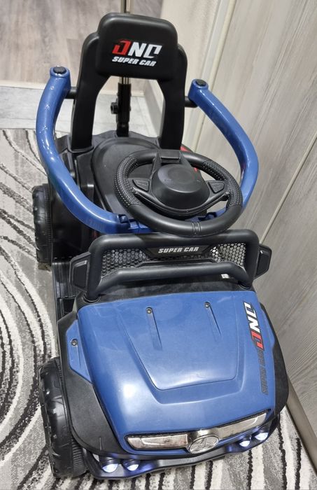 Электромобиль-толокар для детей