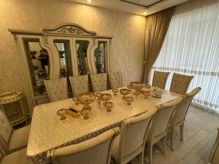 Шофайз мавзесида файзли, шинамгина ховли сотилади. NR494/30