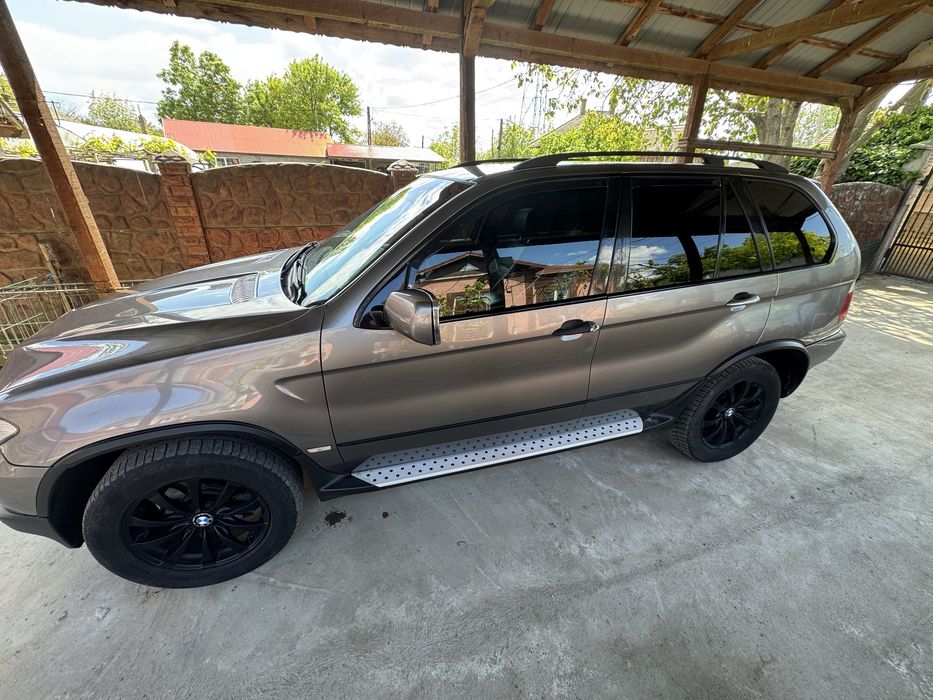 Vand  BMW X5 2005