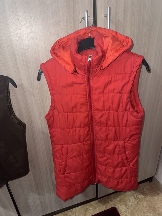 Куртка для девочек новая, 110.