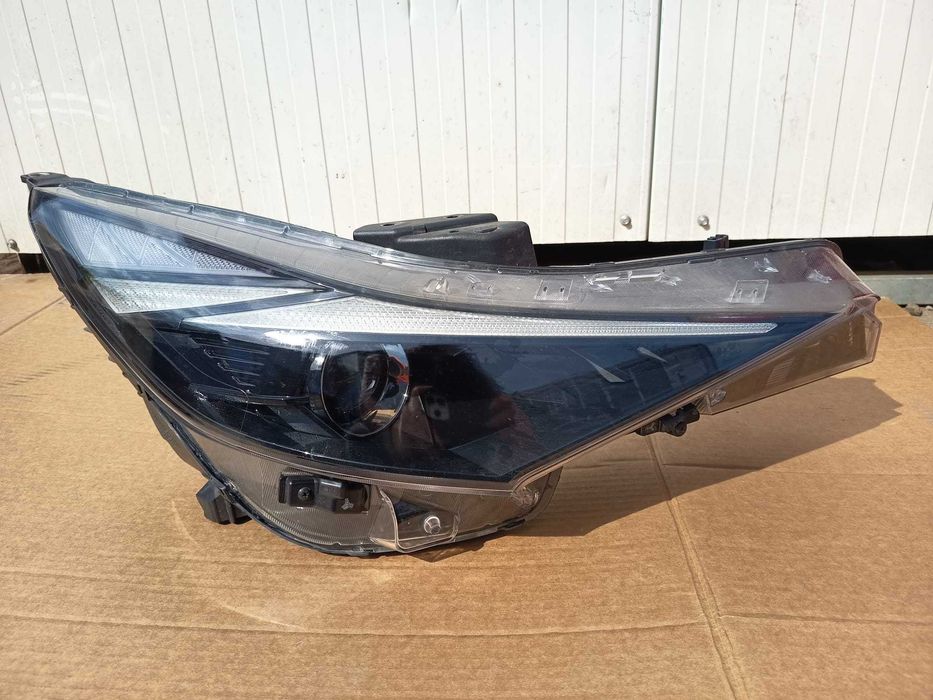 Far dreapta HALOGEN Hyundai Elantra