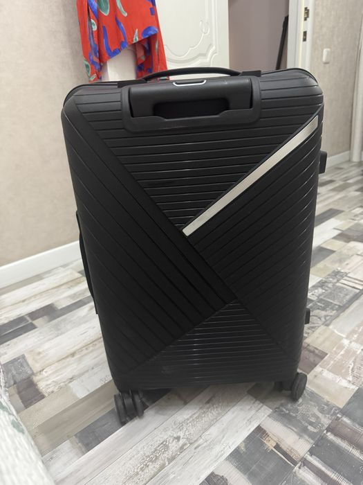 Продам Черный чемодан