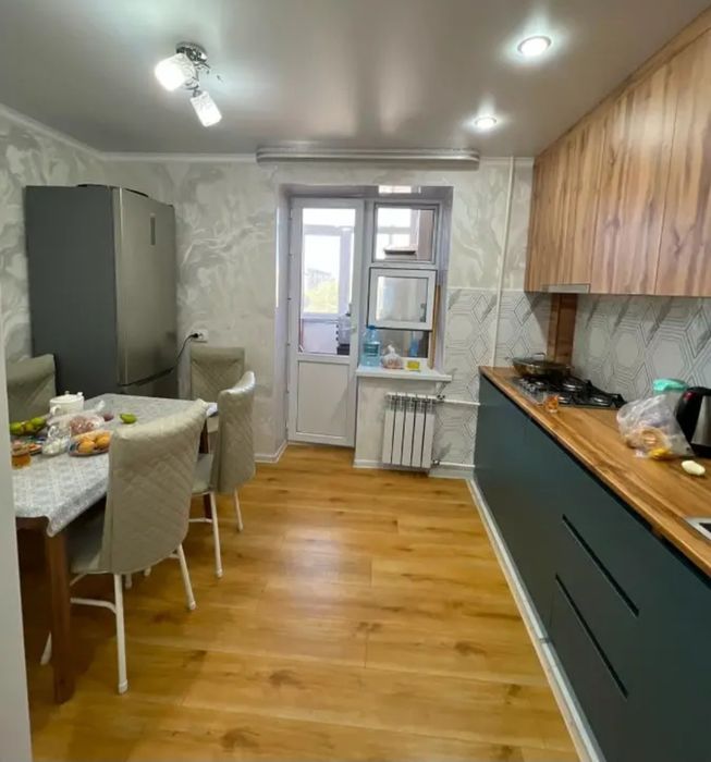 продам 4-х ком. 85кв. 3мкр. 3-этаж