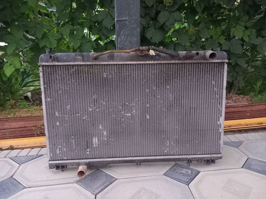 Радиатор тайота .
