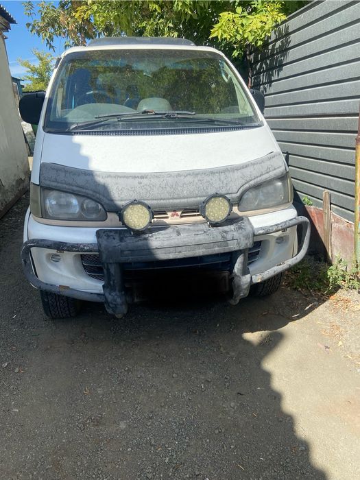 Продам митсубиси делика булка