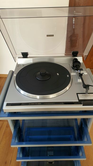 Vând Pioneer PL 970