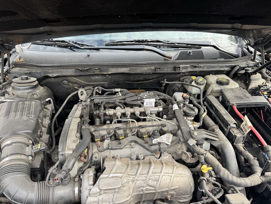 Опел Инсигния 1.9CDTI На Части