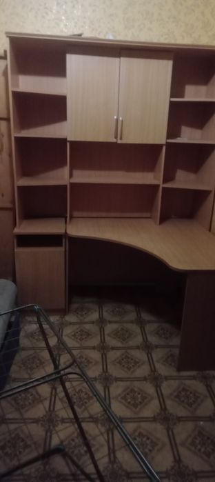 Школьный стол продам