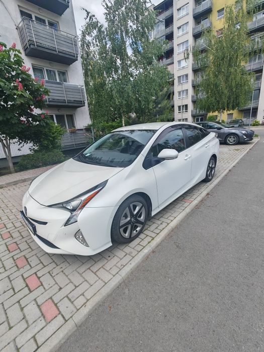 Toyota Prius Hybrid 1.8 Generatia IV 2017
