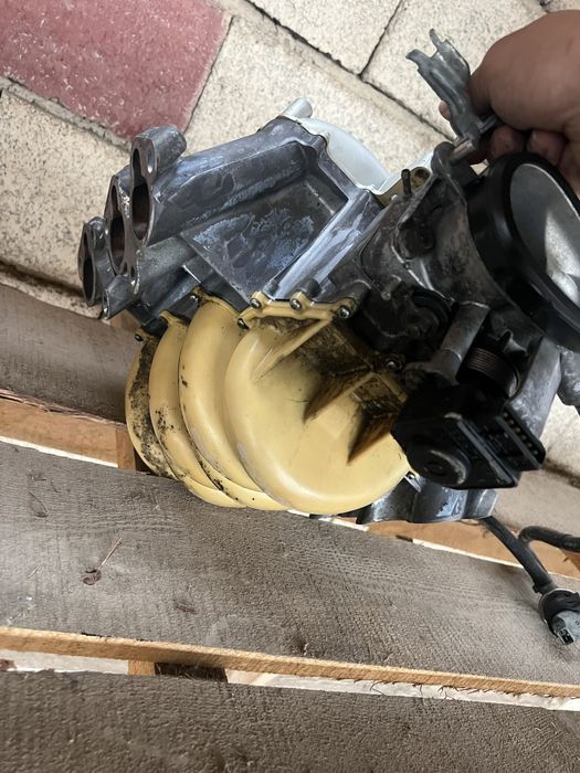 Паук на ауди а6 с4