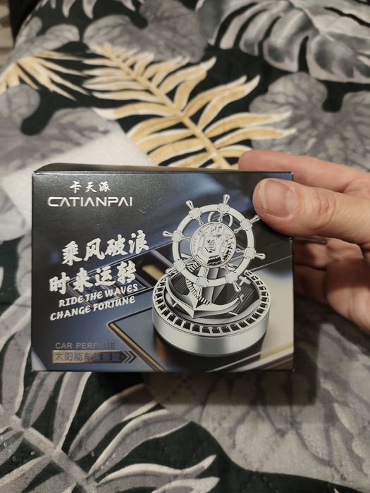 Продам ароматизатор для автомобиля