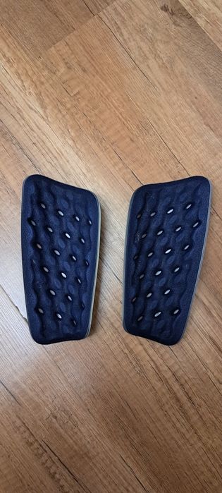 Футболни кори nike L размер