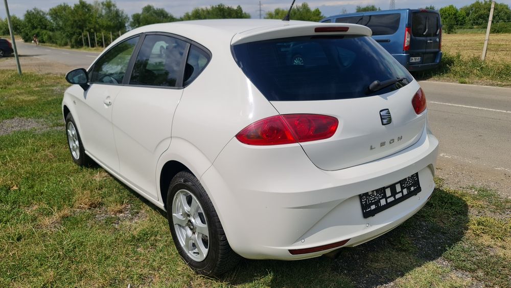 SEAT Leon 2009 — imagine 4